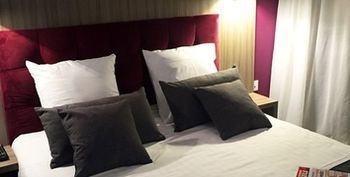 Nemea Appart Hotel Residence Quai Victor Tours Ngoại thất bức ảnh